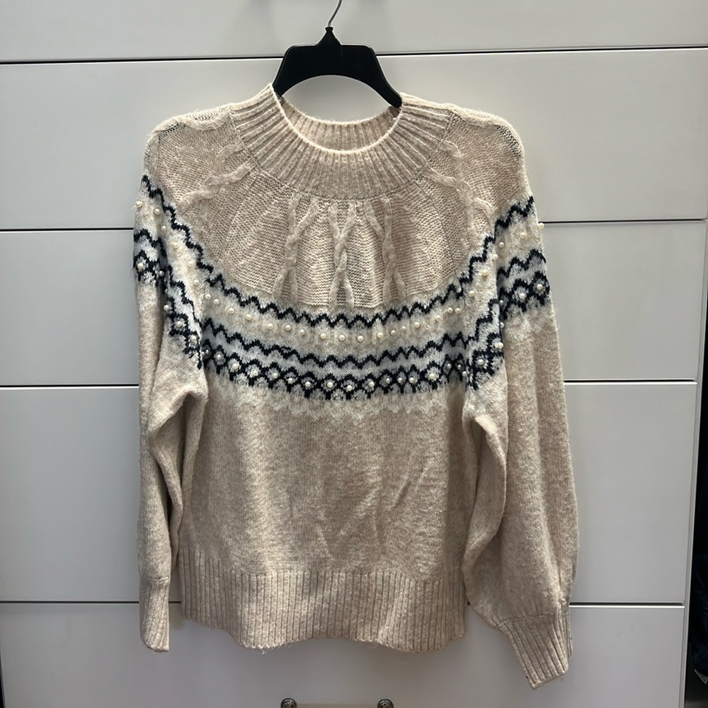 Crown & Ivy Sweater